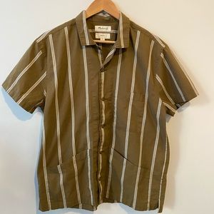 Madewell Men’s brown button down shirt